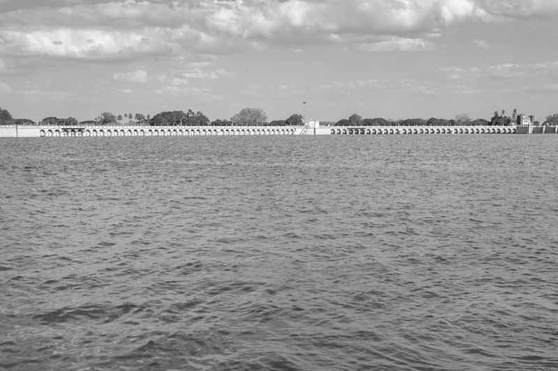 Distant view of the Kaveri and Vennar regulators at the Grand Anicut in Thanjavur district, Tamil Nadu